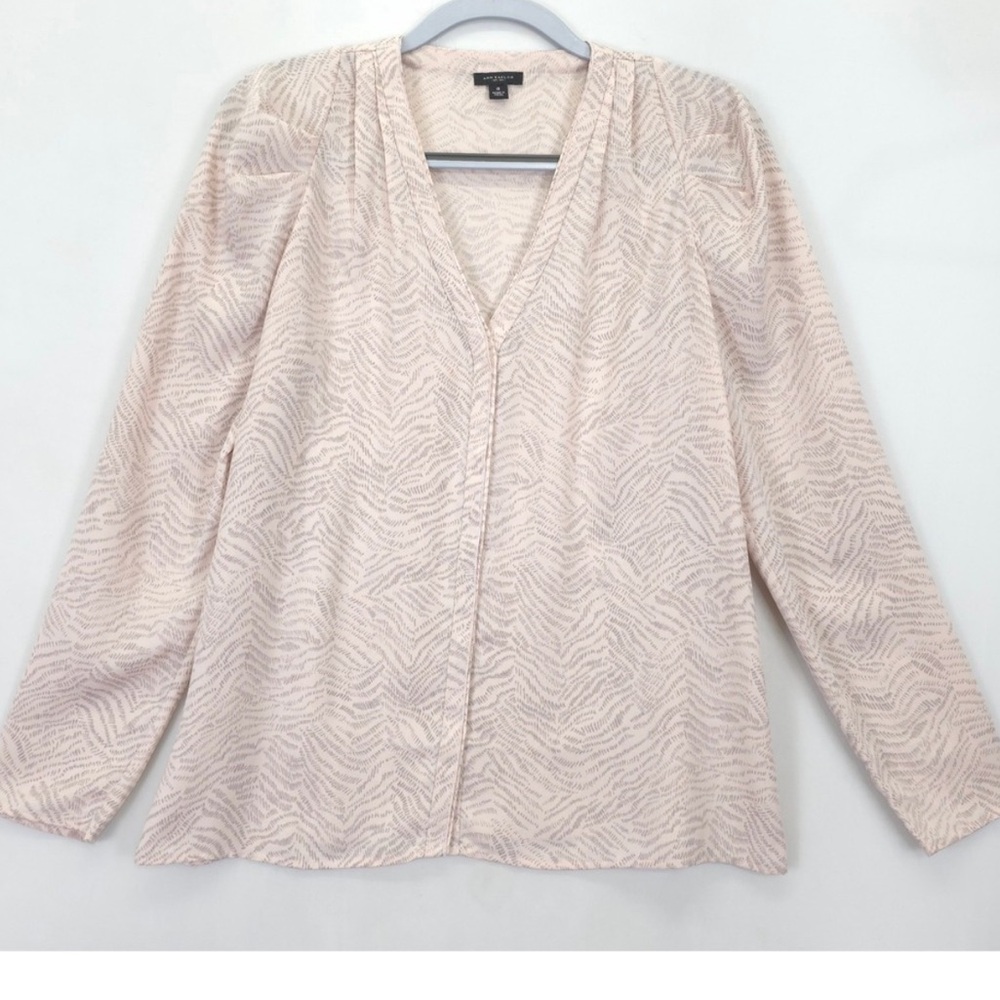 Ann Taylor Light Patterned Blouse